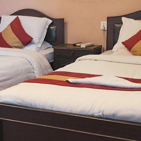 Nepalaya Hotel カトマンズ エクステリア 写真