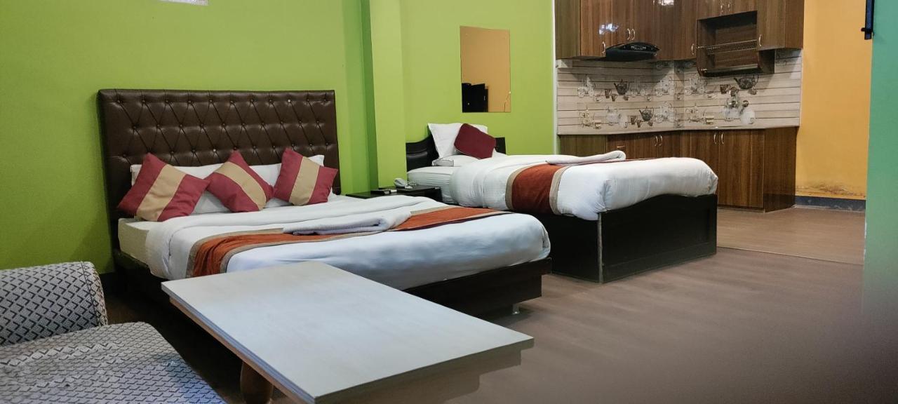 Nepalaya Hotel カトマンズ エクステリア 写真