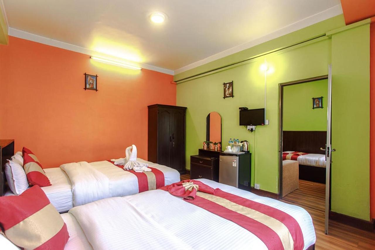 Nepalaya Hotel カトマンズ エクステリア 写真