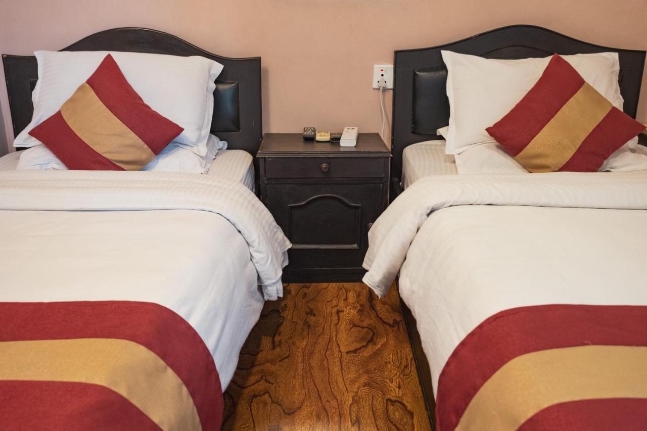 Nepalaya Hotel カトマンズ エクステリア 写真