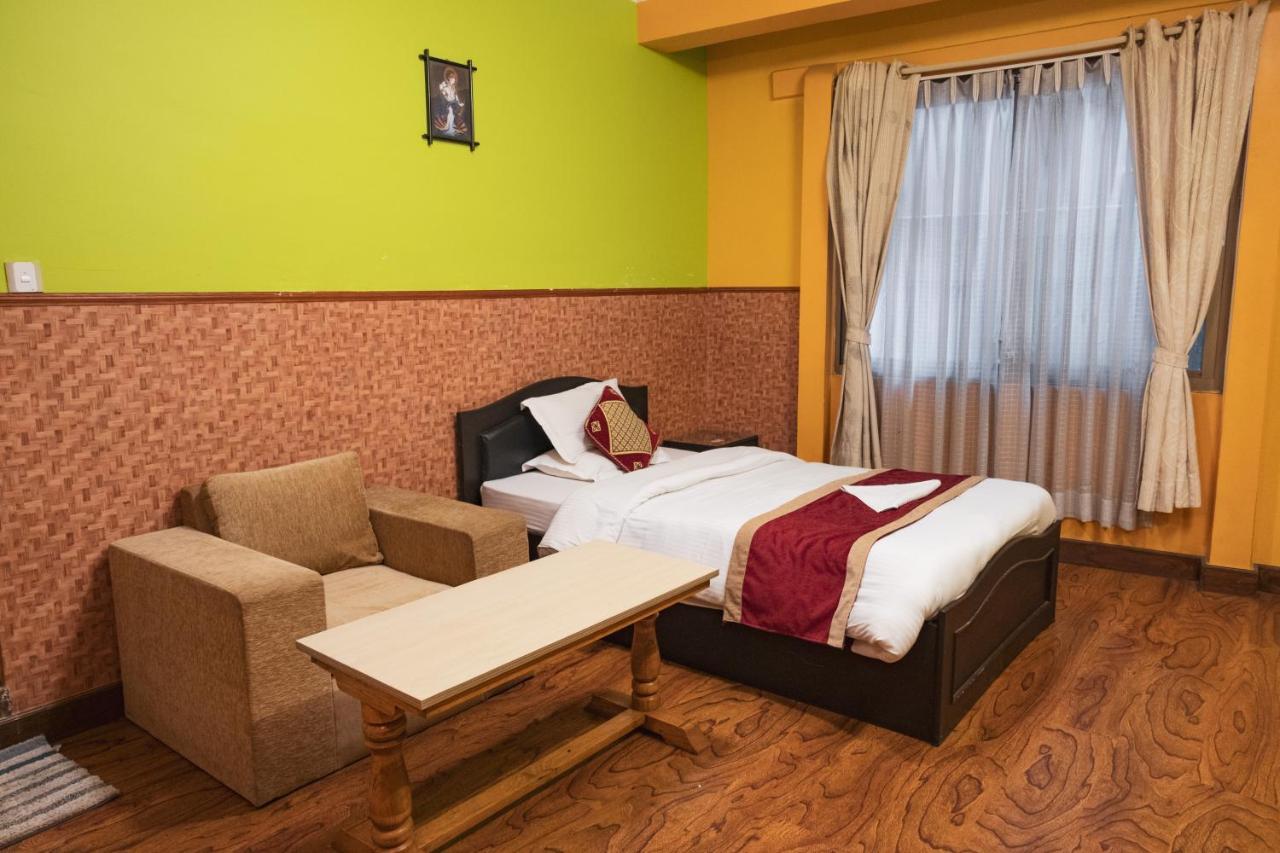 Nepalaya Hotel カトマンズ エクステリア 写真